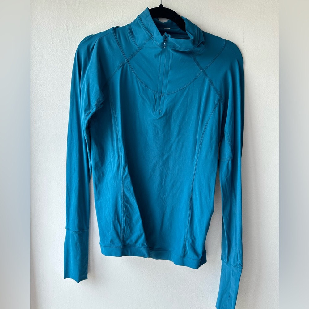NWOT Lululemon Long Sleeve Blue/Teal Top Size 8